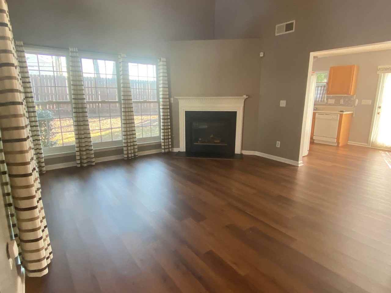 4005 Brandie Glen Rd - Photo 3 of 24