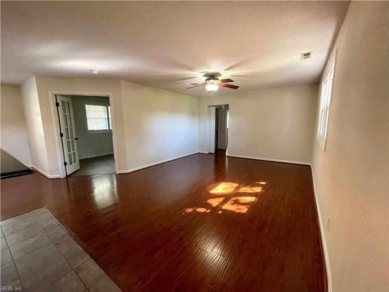 1075 Kenya Ln - Photo 5 of 15