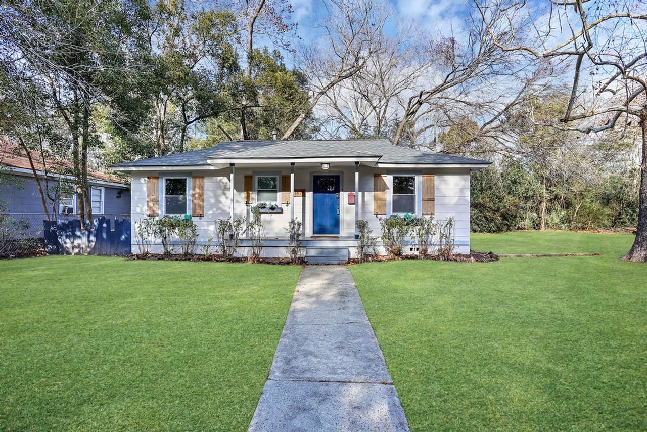 1620 E 34th St - Photo 2 of 36