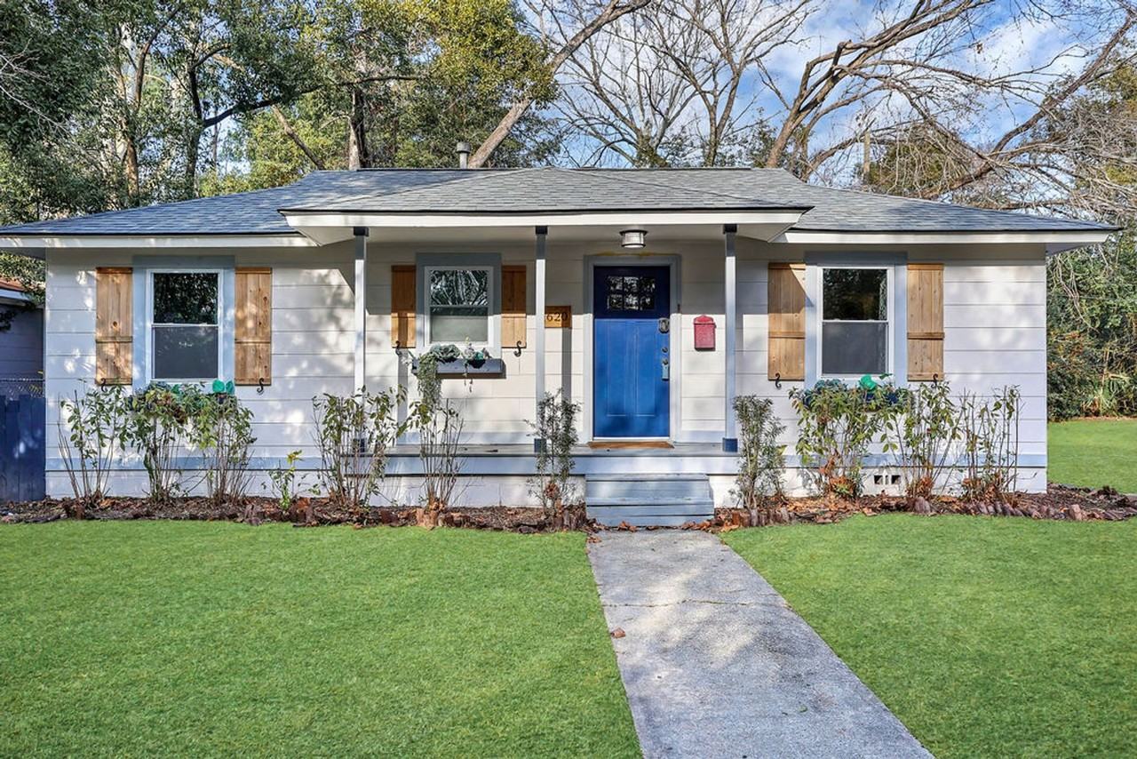 1620 E 34th St - Photo 3 of 36