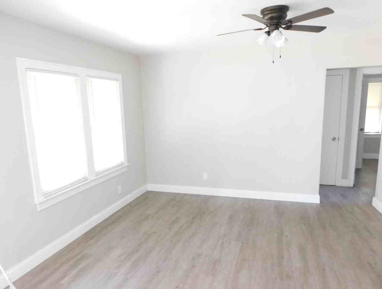 1936 Lambert St - Photo 3 of 16