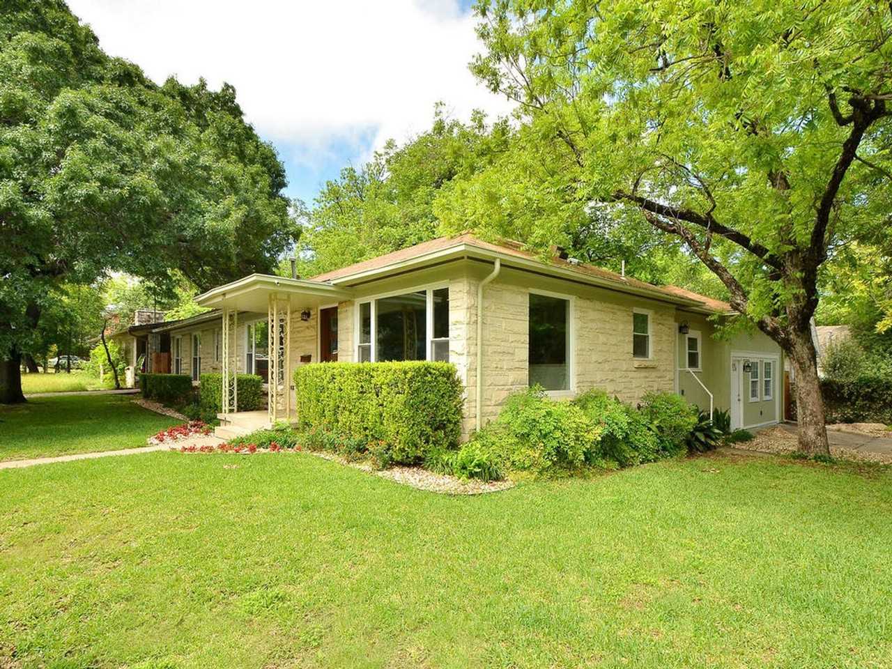 2914 Hampton Rd - Photo 3 of 30