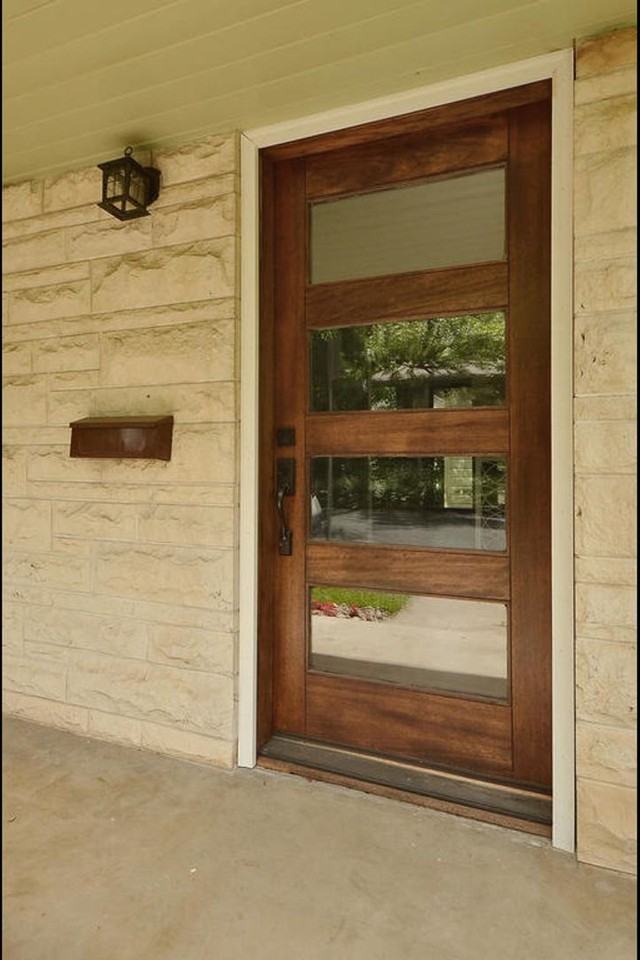 2914 Hampton Rd - Photo 5 of 30