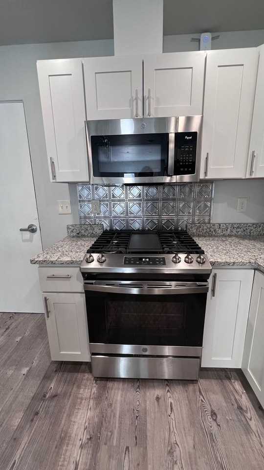 100 3rd St #9 - Photo 2 of 19