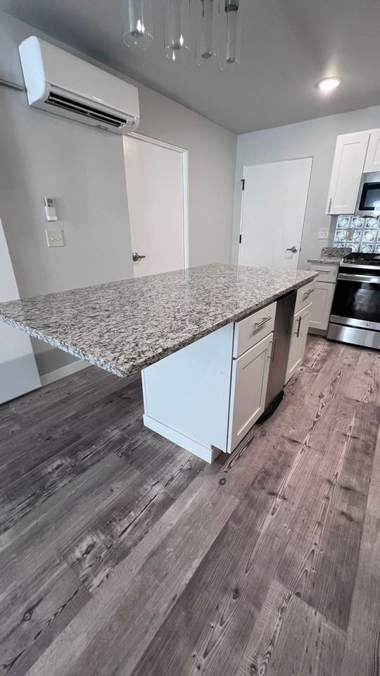 100 3rd St #9 - Photo 3 of 19