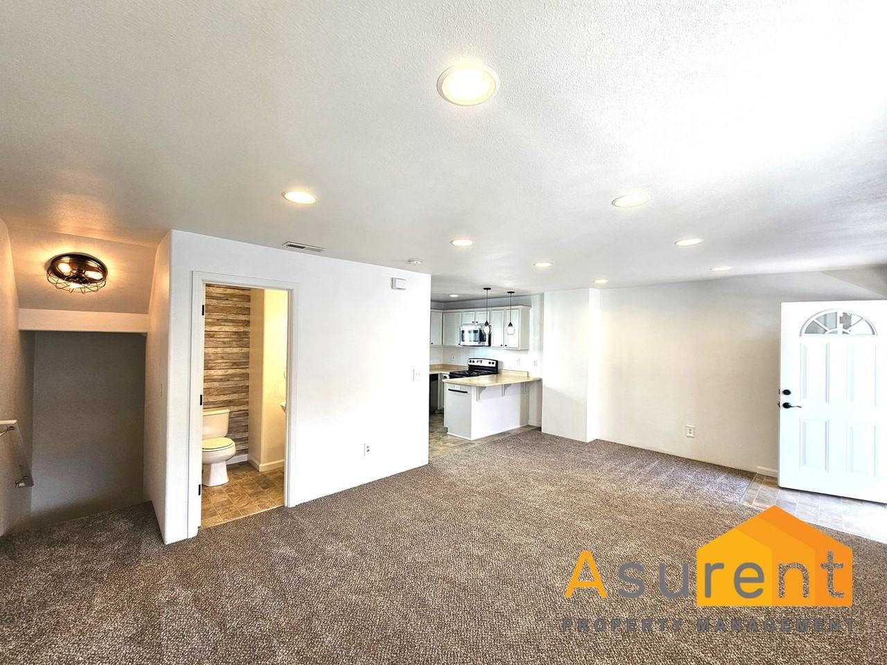 7866 Jacqueline Way - Photo 2 of 9