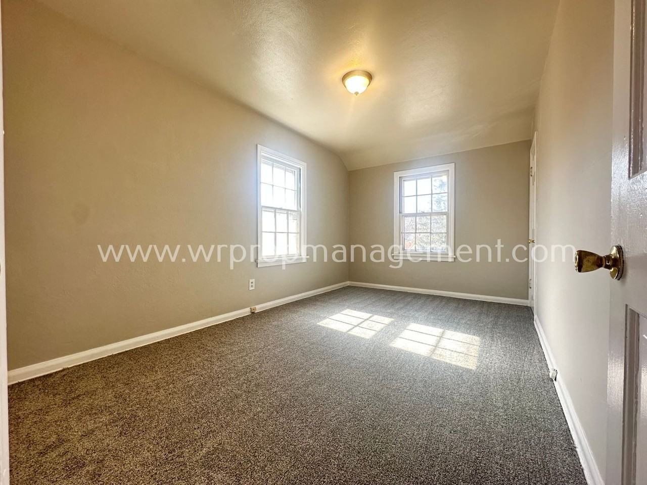 1004 Keil Rd - Photo 2 of 10