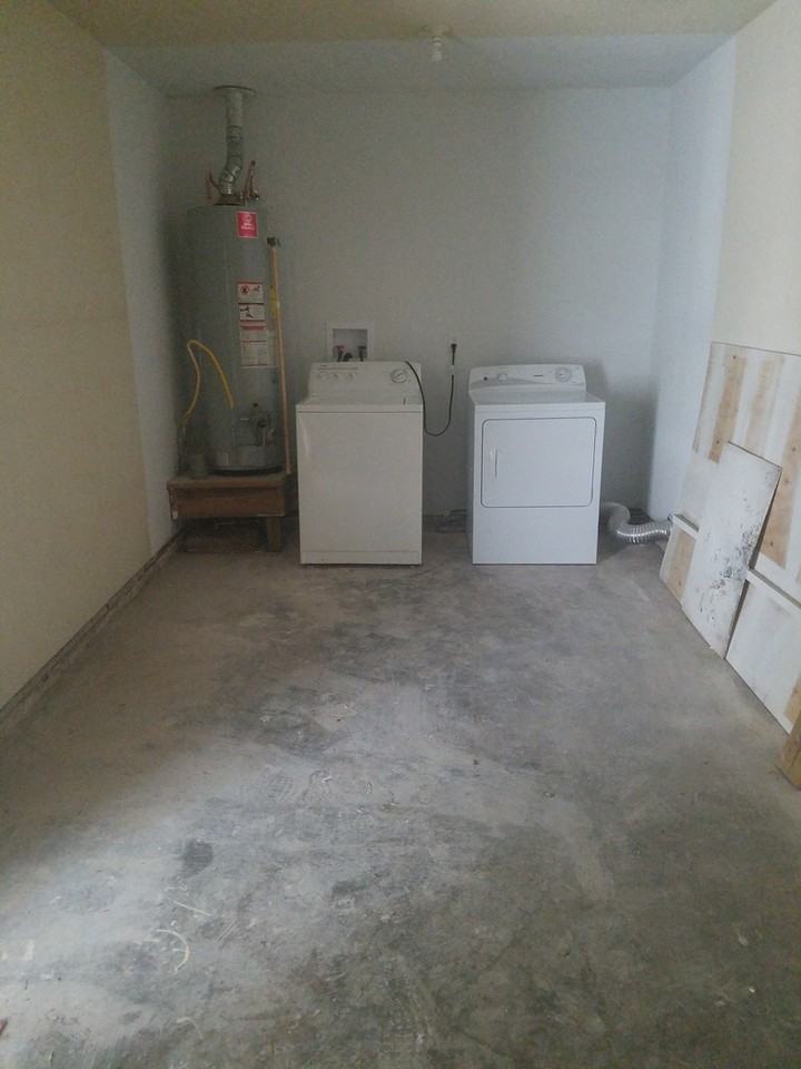 4306 Avenue L - Photo 4 of 13