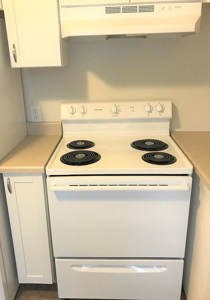 125 Acorn St - Photo 5 of 24