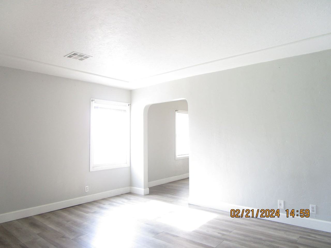 2214 Elton Ave - Photo 3 of 7