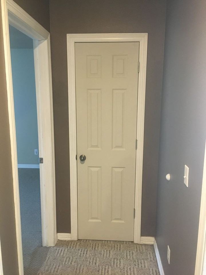 667 N Meadowlands Dr - Photo 4 of 12