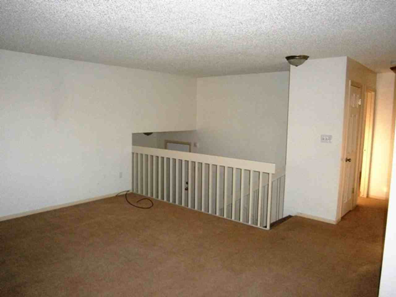 3006 Monica Dr W - Photo 2 of 13