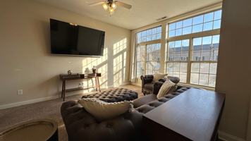 featured image of 384 S Washington St