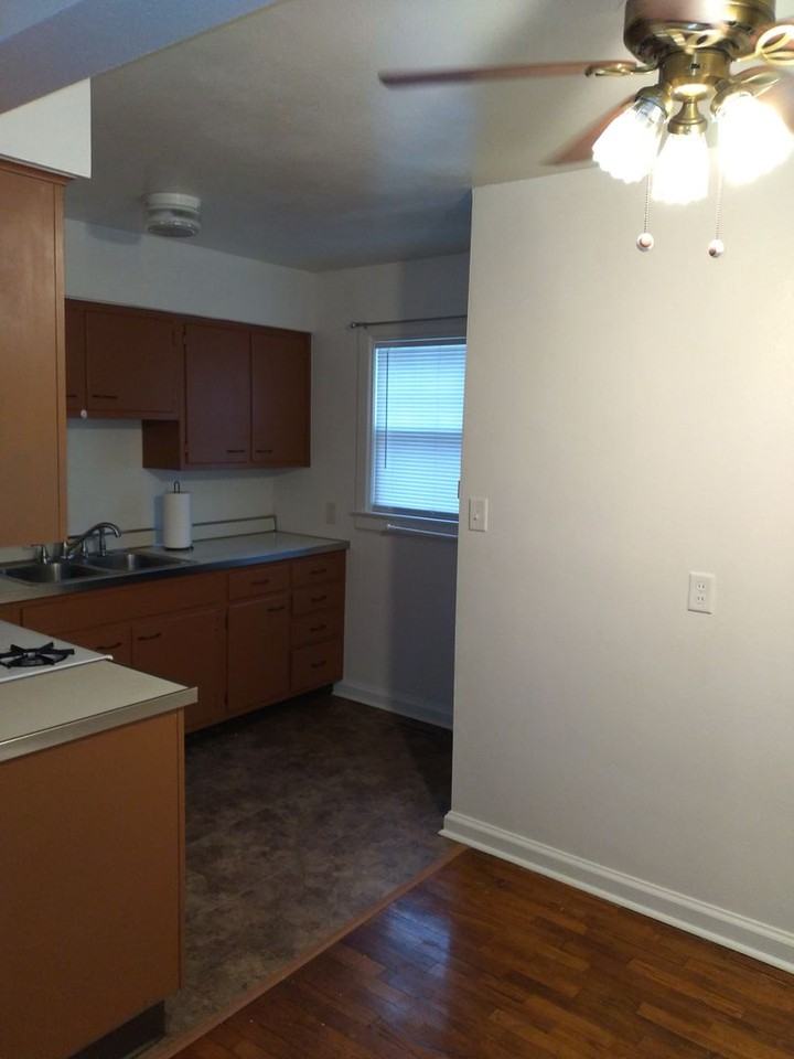 3000 W Devon Rd - Photo 5 of 20