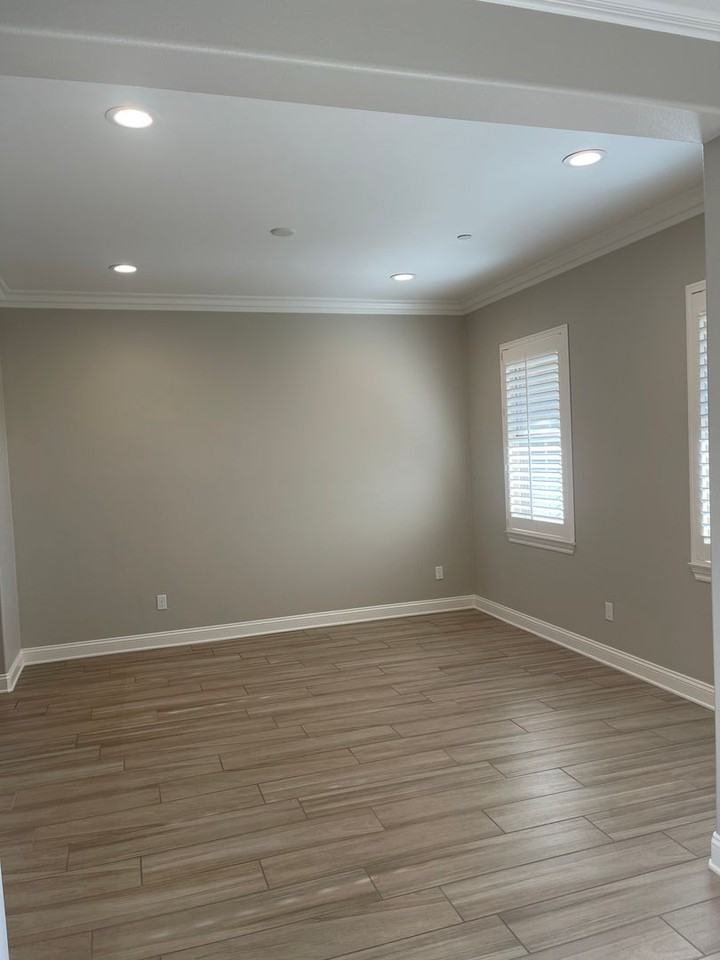 34600 Serdonis St - Photo 2 of 44