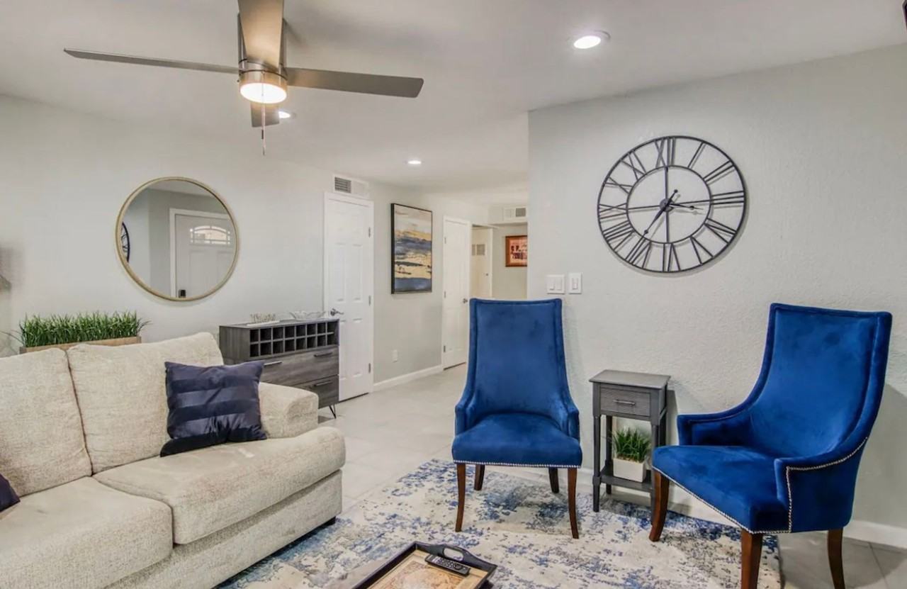 309 Zenith Dr - Photo 2 of 50