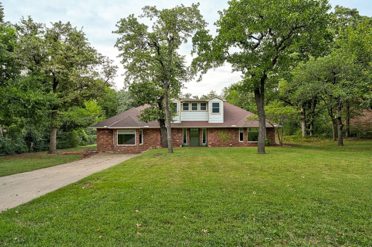 2429 Cedar Oak Dr - Photo 3 of 50