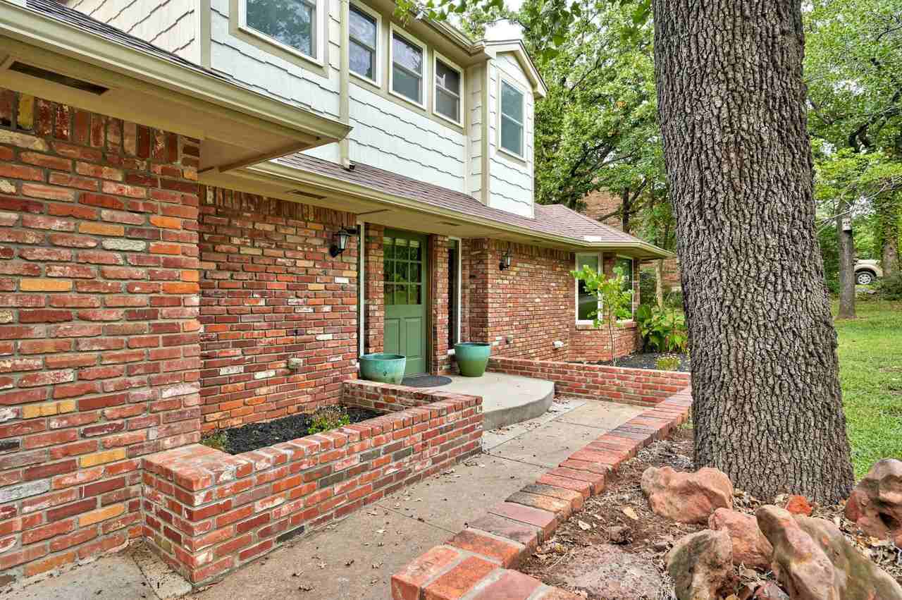 2429 Cedar Oak Dr - Photo 6 of 50