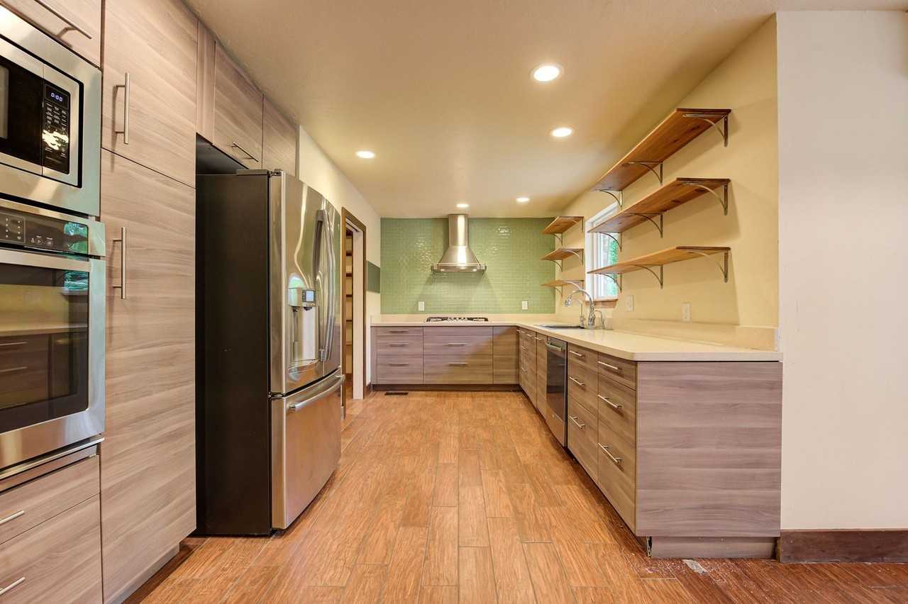 2429 Cedar Oak Dr - Photo 6 of 50