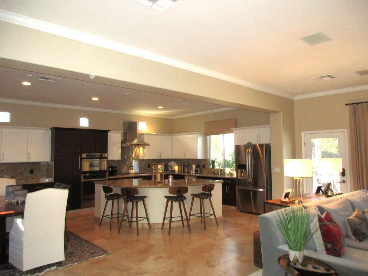 1927 Taylorville St - Photo 3 of 21