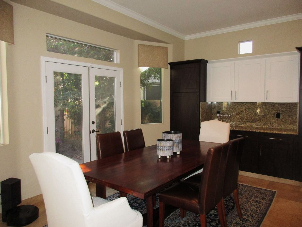 1927 Taylorville St - Photo 4 of 21