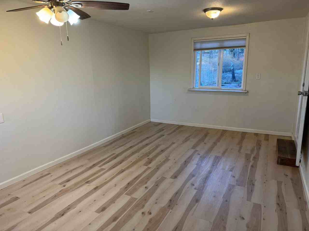 831 Buschmann Rd - Photo 5 of 7