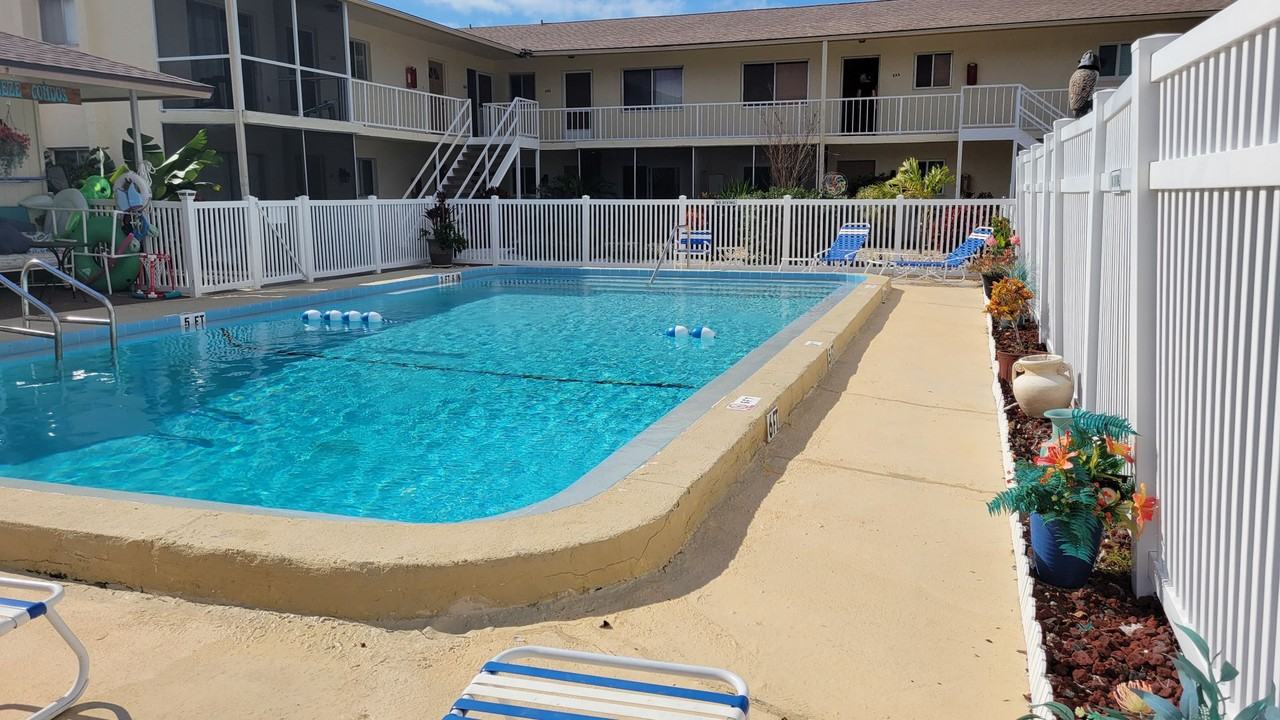 360 Base Ave E #424 - Photo 2 of 20