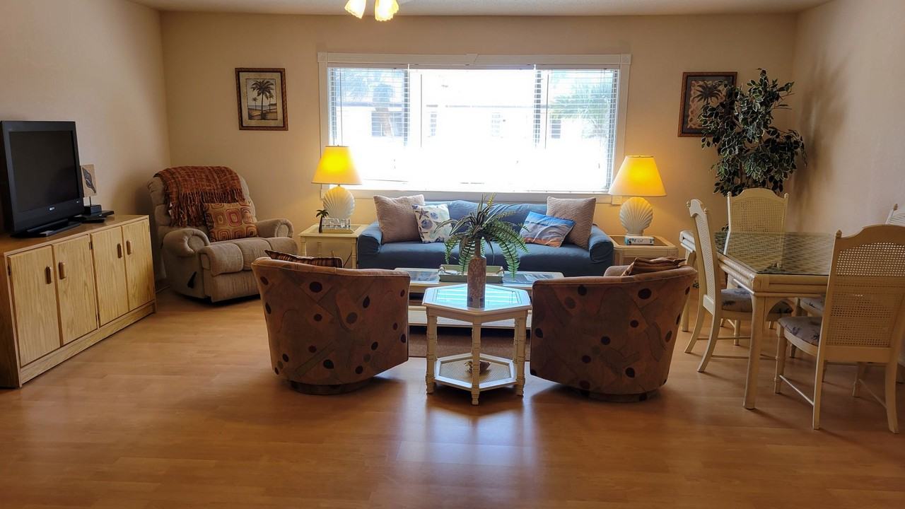 360 Base Ave E #424 - Photo 7 of 20