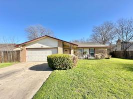 featured image of 1501 Farhills Dr