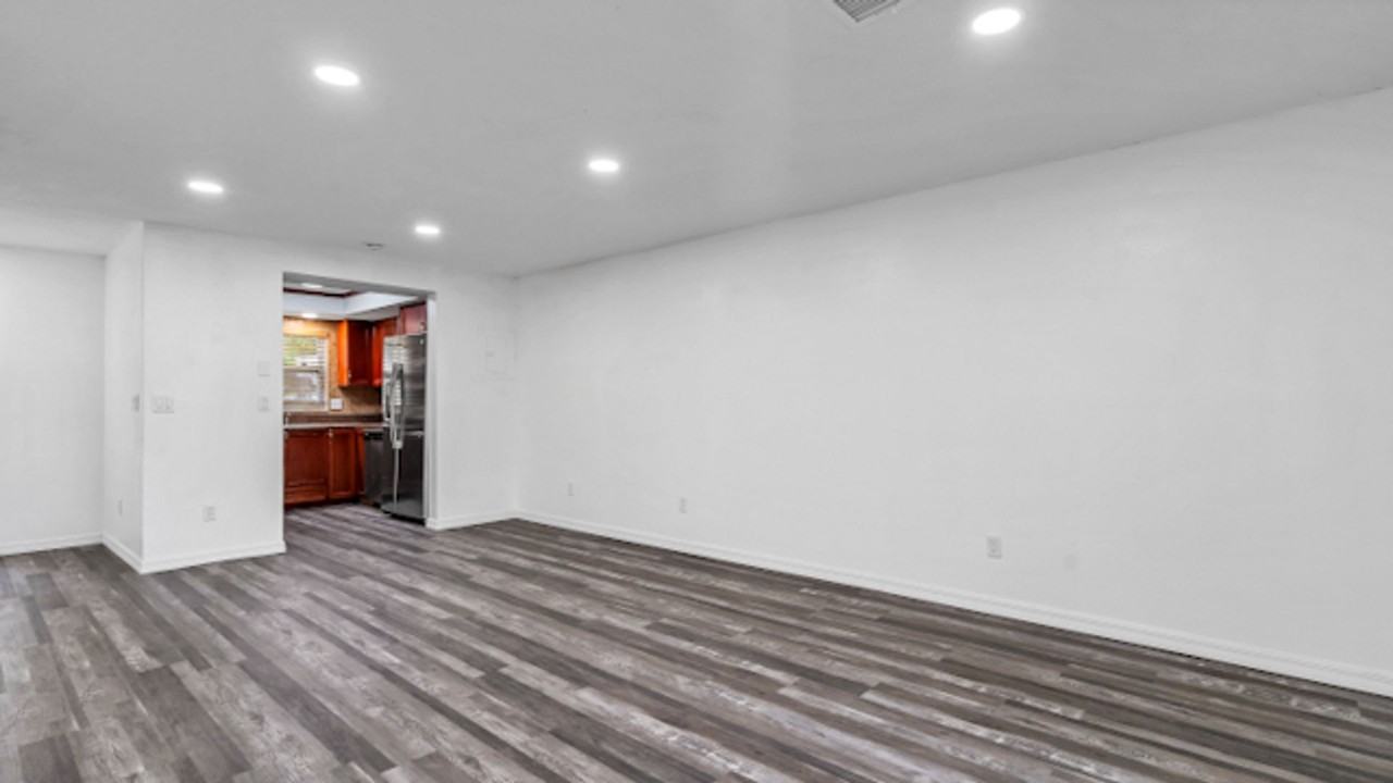 2871 S Pines Dr #24 - Photo 5 of 20