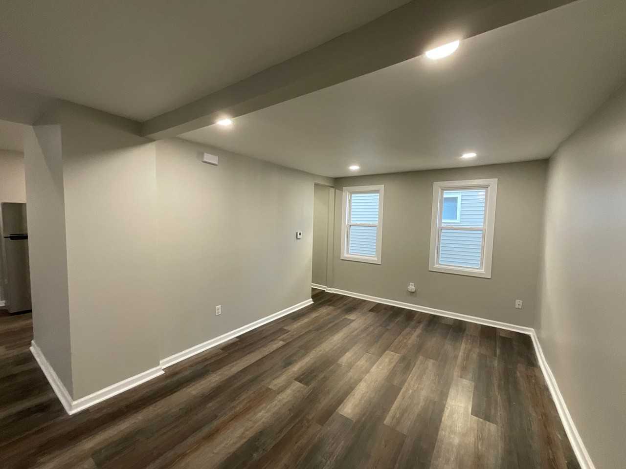 6900 Lawn Ave - Photo 2 of 29