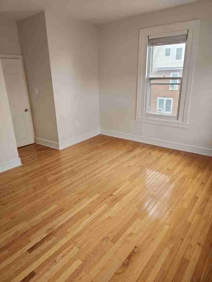 113 Walnut Ave - Photo 3 of 18