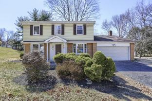 332 Deerfield Rd - Photo 1 of 1