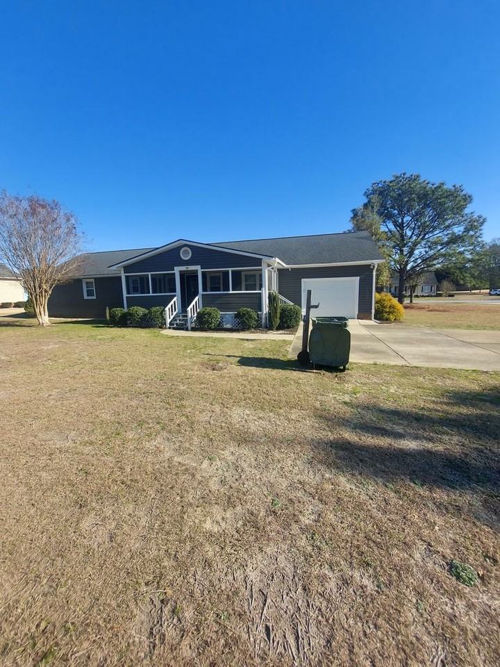 116 Ham Rd - Photo 2 of 21