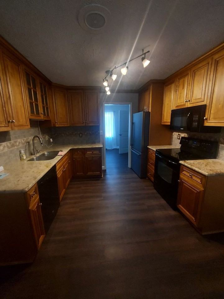 116 Ham Rd - Photo 3 of 21