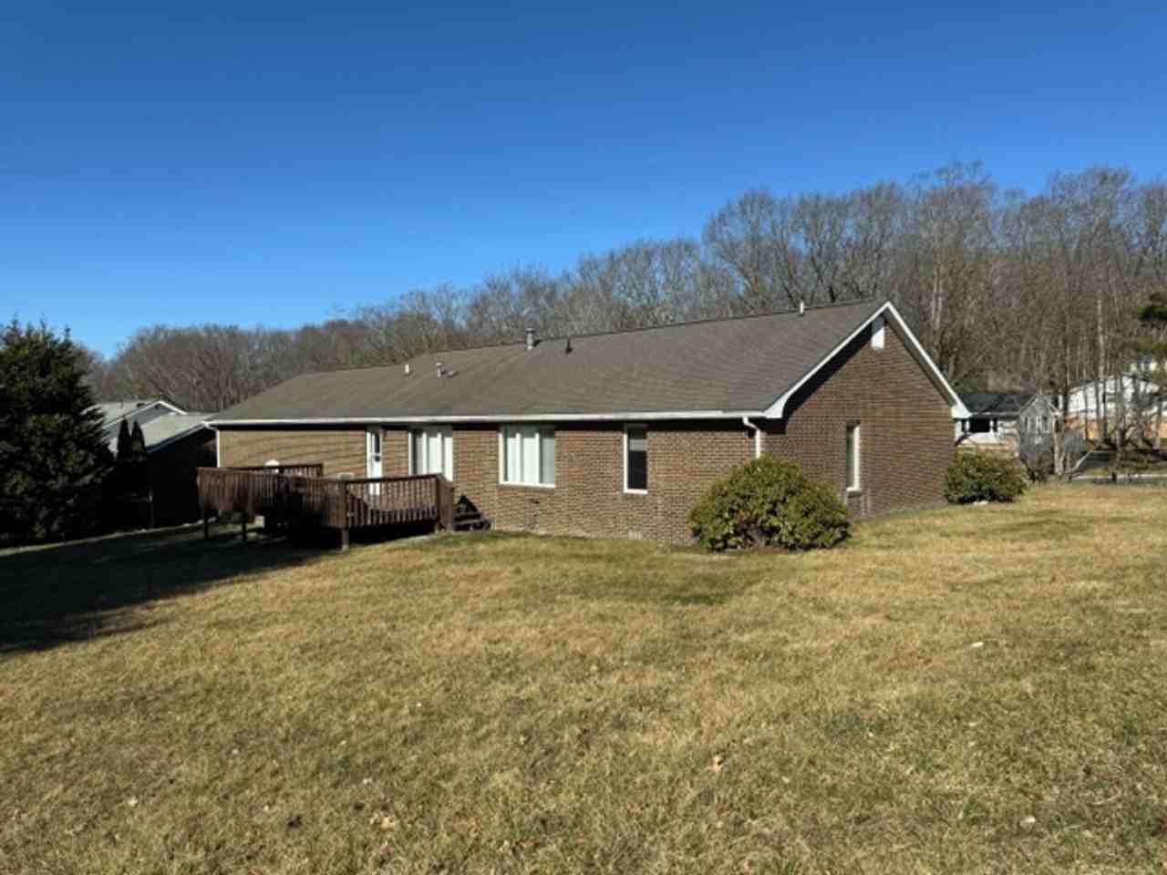 1901 Carroll Dr - Photo 2 of 14