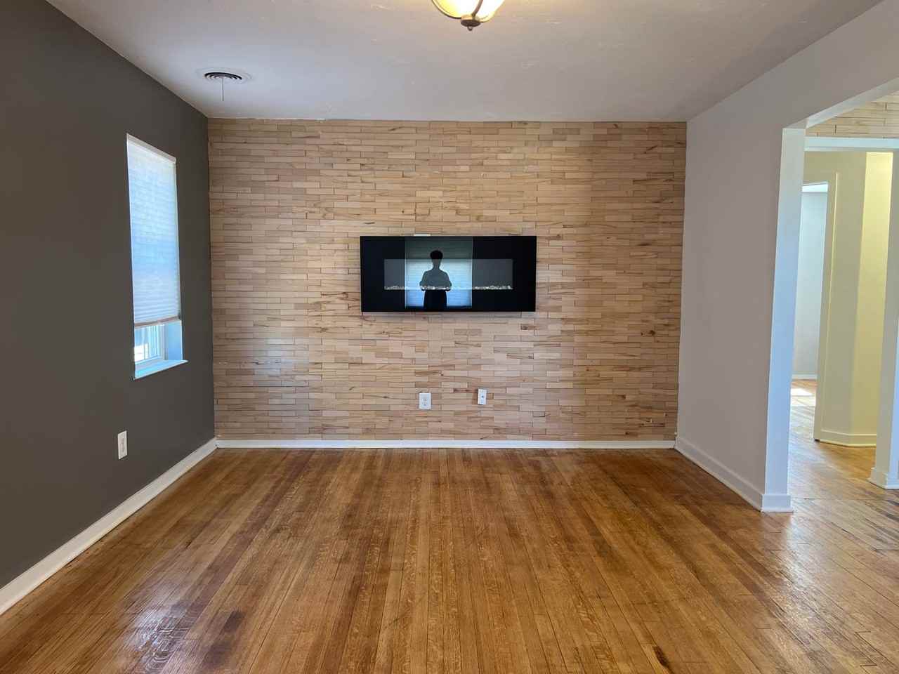 840 Nw 46th St - Photo 3 of 31