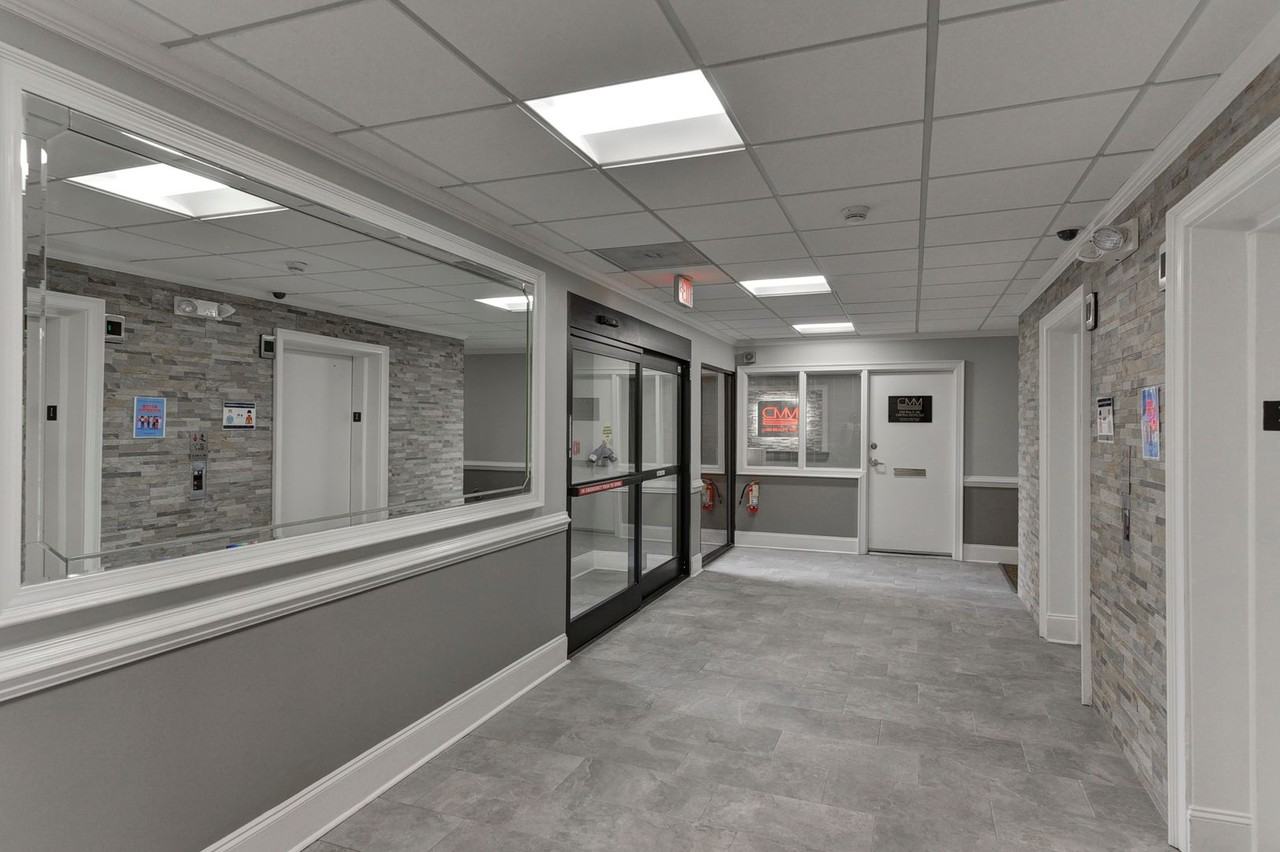 1100 Wheat St - Photo 2 of 17