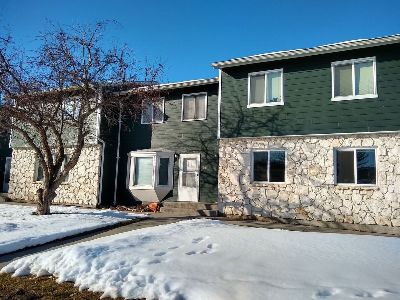 1605 W Koch St - Photo 4 of 35