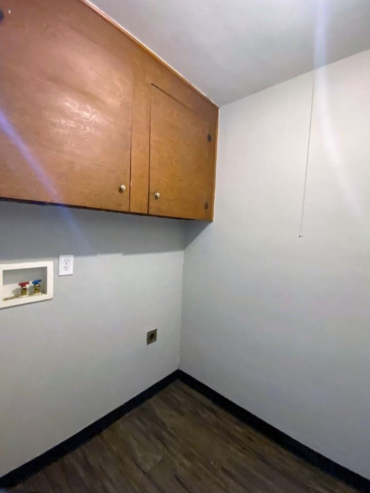 1613 Radio Rd #C - Photo 6 of 7