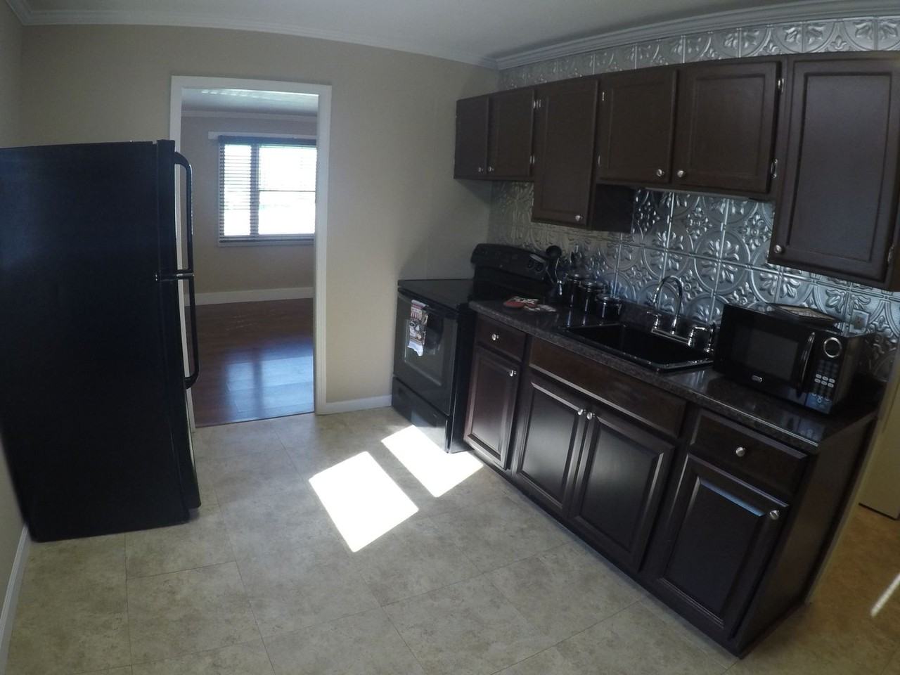 3209 Underwood St - Photo 3 of 10