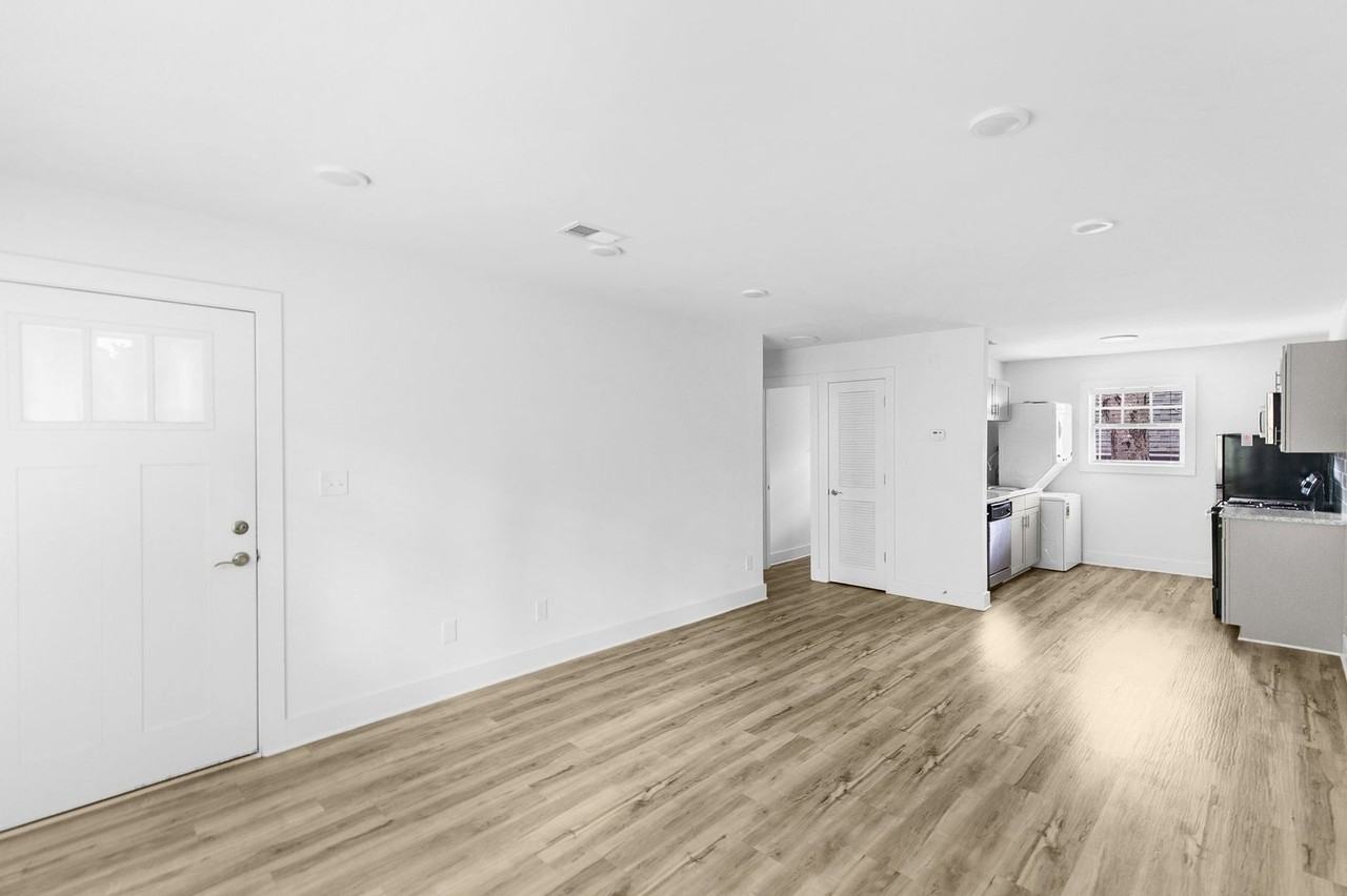 4226 2nd Ave S - Photo 7 of 18