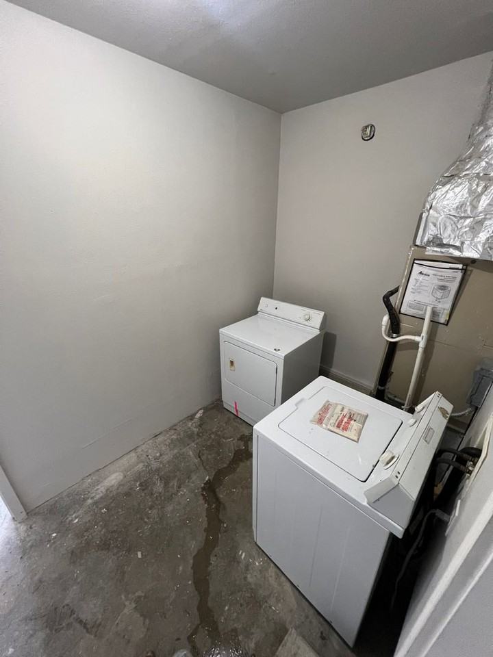 1810 W 10th Ave - Photo 3 of 10