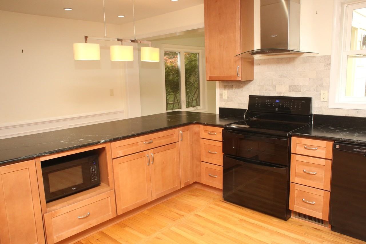 110 Warren Ln - Photo 2 of 43