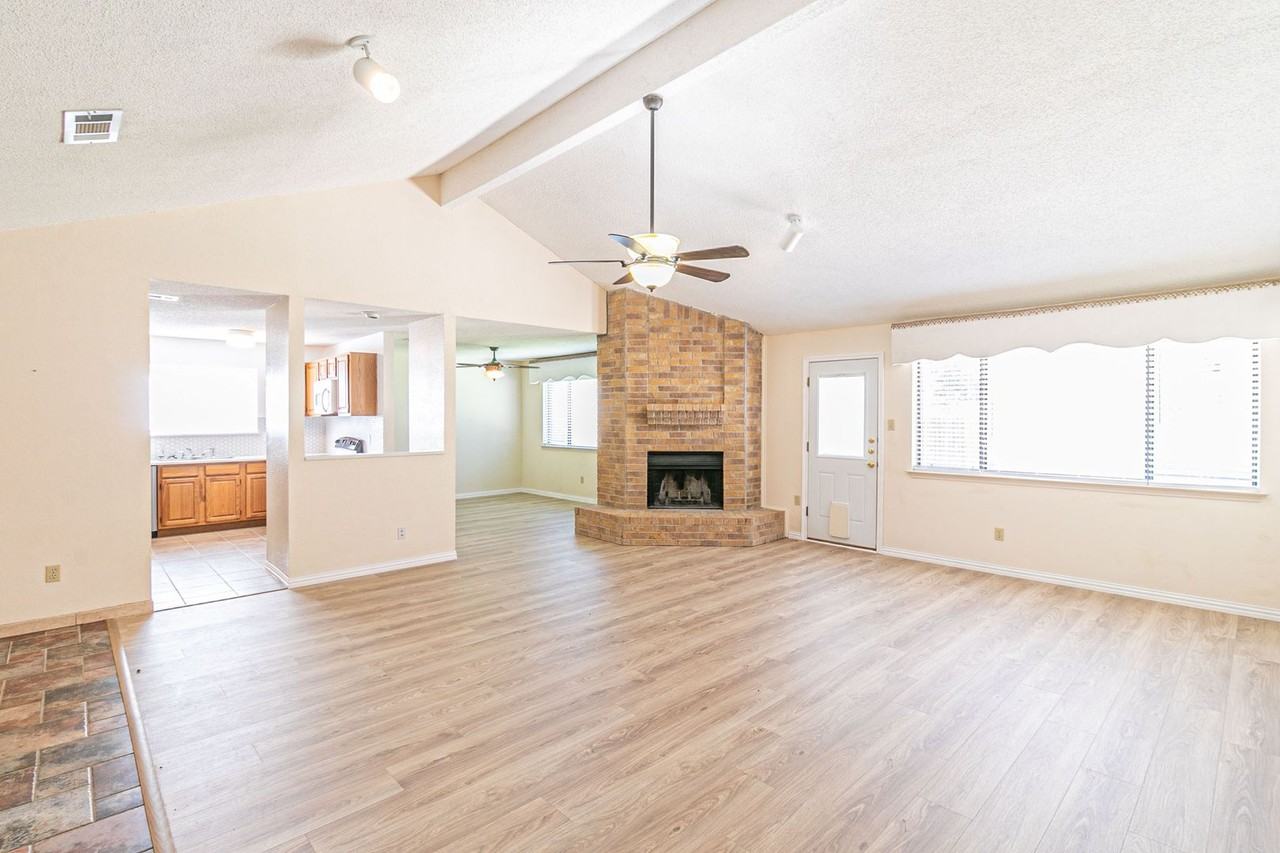 10000 Bugle Dr - Photo 2 of 20