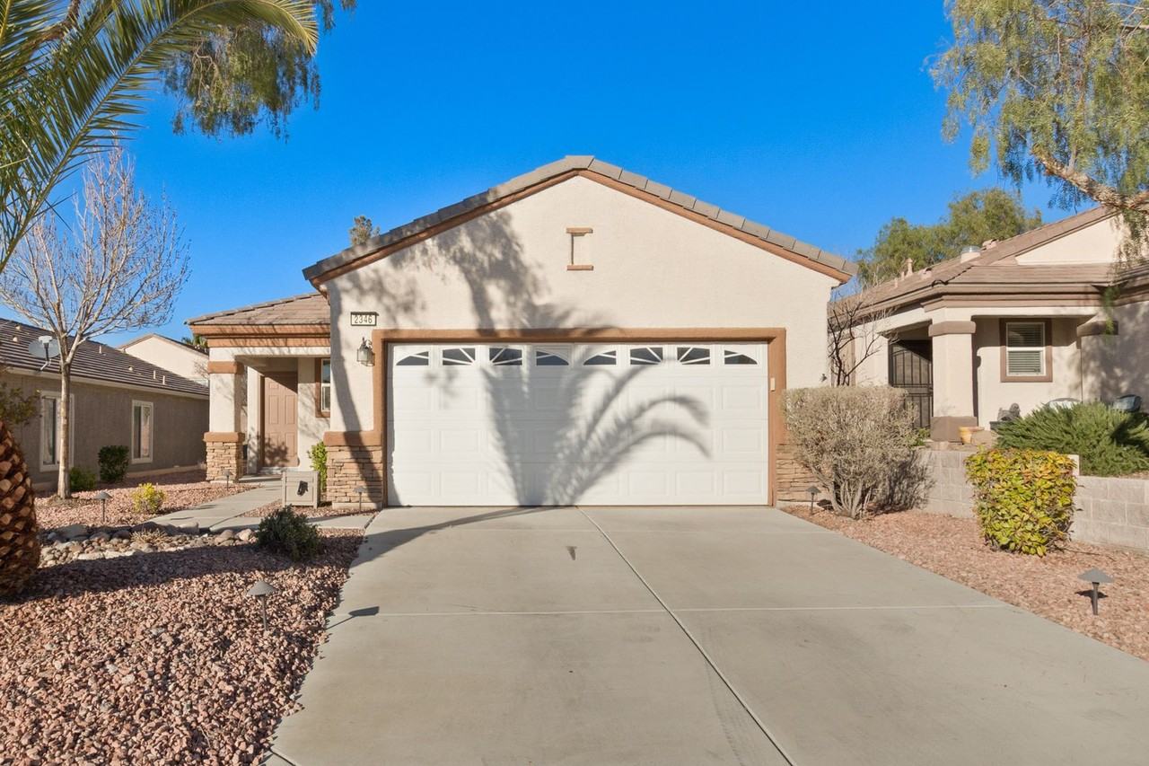 2346 Amana Dr - Photo 2 of 27