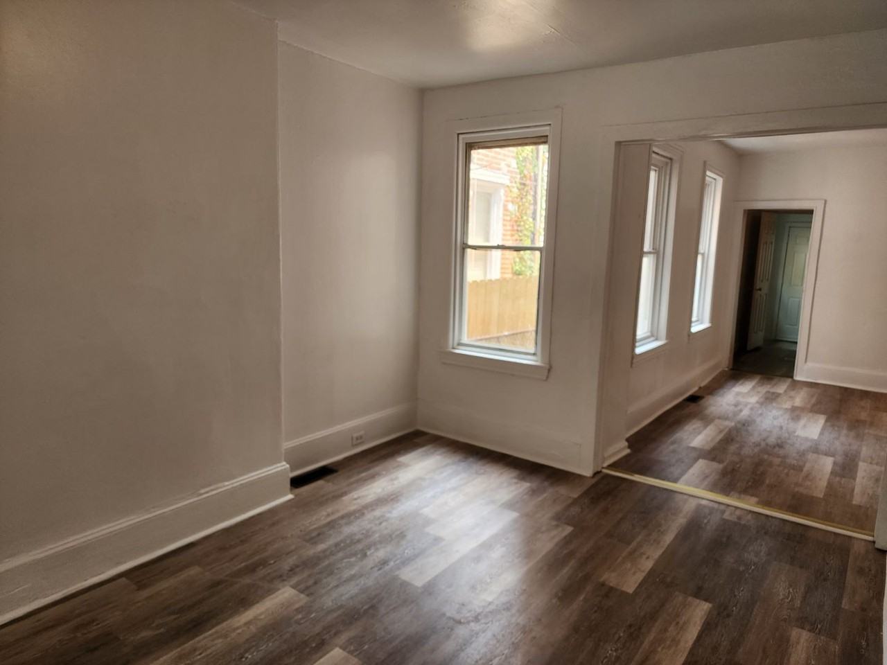 722 N Pine St - Photo 2 of 19