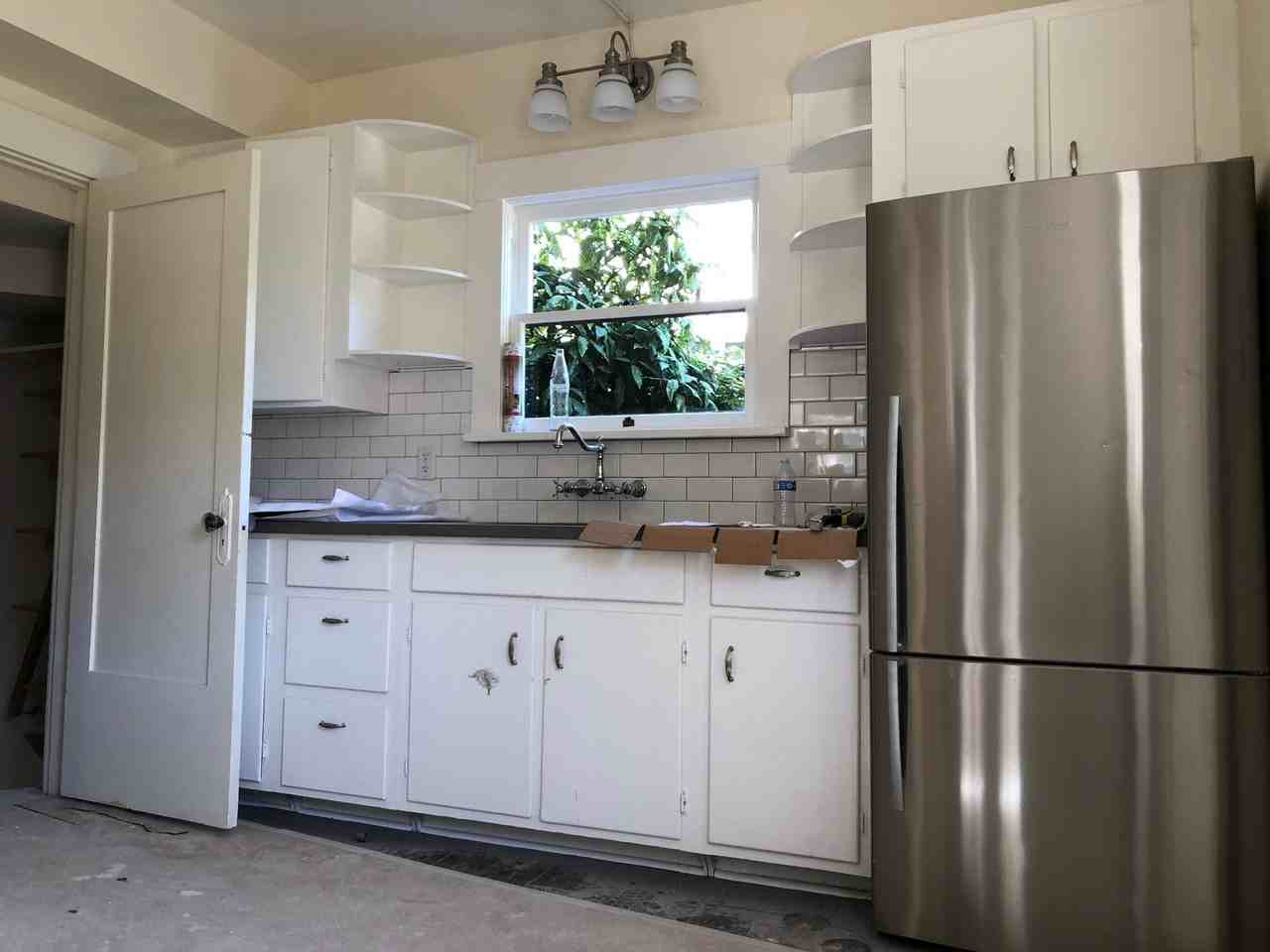 5040 16th Ave Ne - Photo 4 of 13