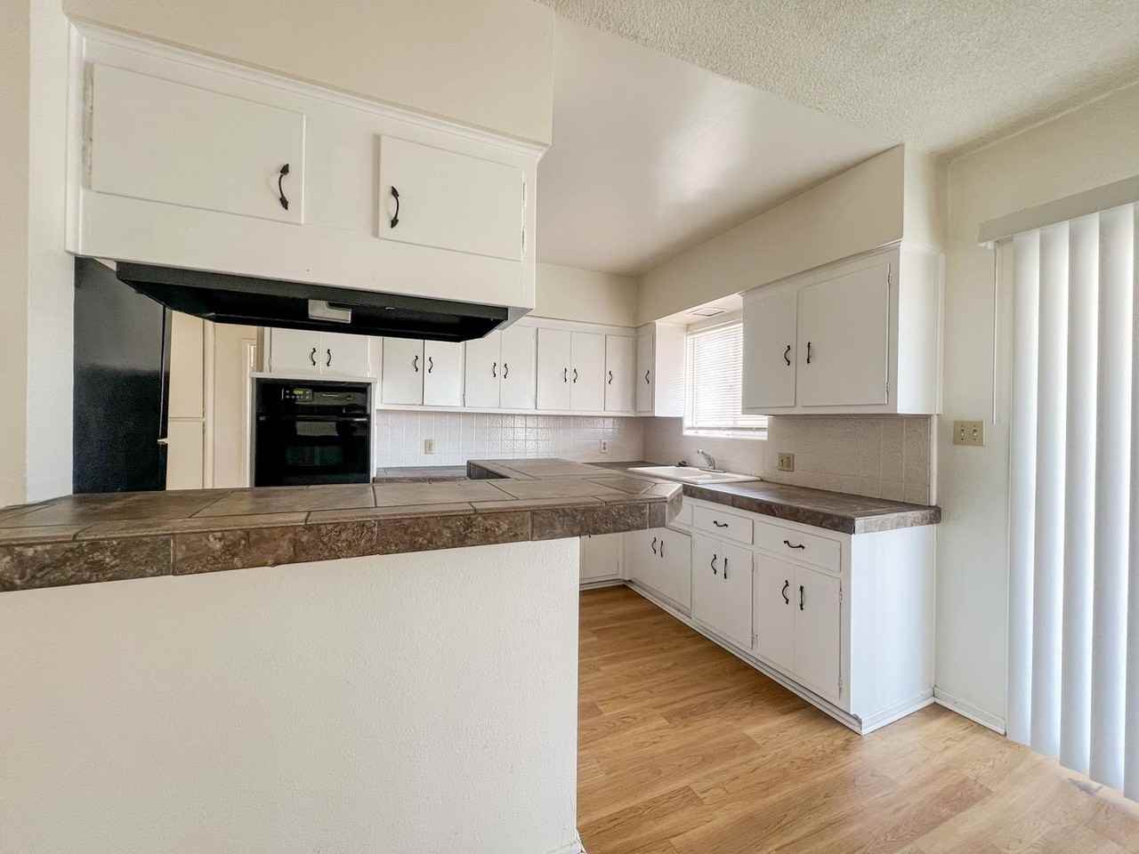 6256 Lupine Ave - Photo 5 of 14
