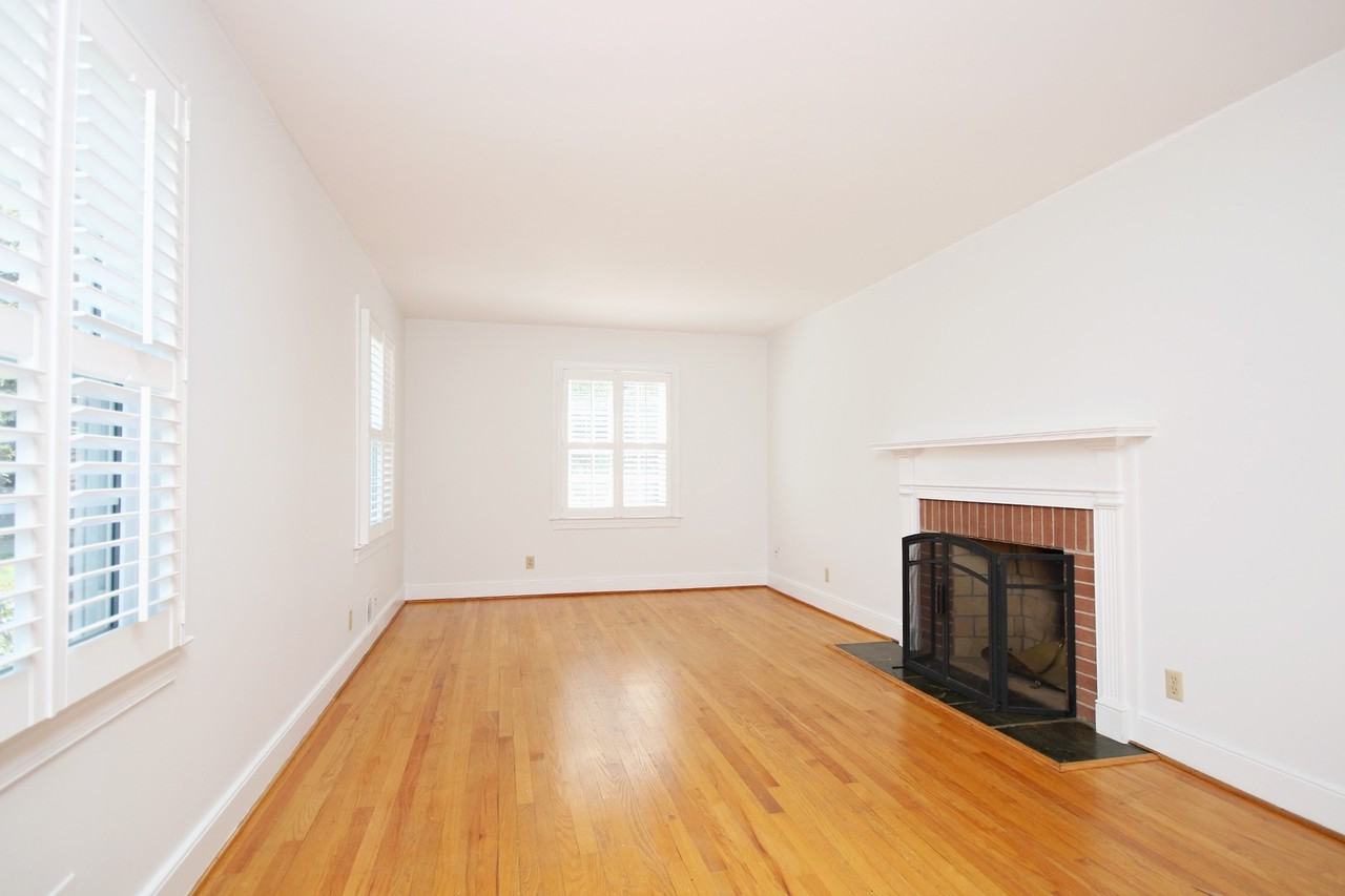 3515 Marlboro Ct - Photo 2 of 18